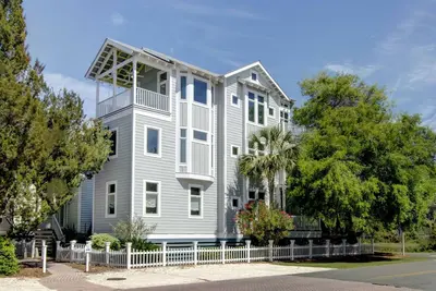 Image de Mariner-Stunning Coast Cottage, - Beach, Elevator