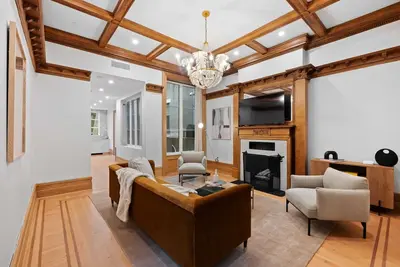 Image de Hamilton by Rove Travel | 4br Th w/ Outdoor Spaces