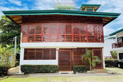 Image de 2-Suite Villa, 200 Meters from Quiet Beach, Fast Internet, Pool, Parking