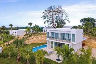 Image de V31a Villa Aguamarína Calm retreat w/ distinctive pool & mountain view
