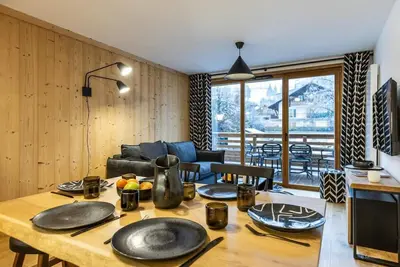 Image de Wifi, 50m du centre station, terrasse, balcon, parking, télévision, casier à ski, 48-49m²