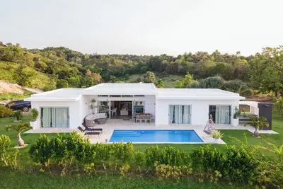 Image de V33b Puerta del Sol · Cozy Villa surrounded by Nature in all corners