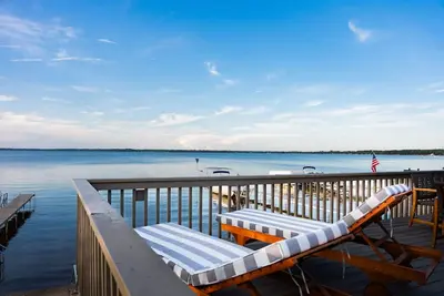 Image de Houghton Lake 6 Br/3. 5 Ba Home Hot Tub/Bbq/Sleeps 16