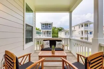 Image de Pass Christian Vacation Rental < 1/2 Mi to Beach!