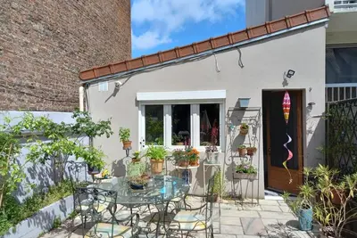 Image de Maisonnette Cosy à Proximité de Paris - Majordome à Votre Disposition