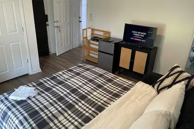 Image de 30 day min stay - Newly remodeled 1 bedroom suite