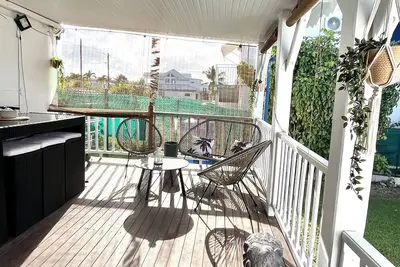 Image de Gîte Ti Corot Terrasse&Jardin à moins de 10min des plages et du centre ville