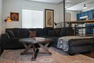 Image de Where We Roam Condo - Steps To Slopes and Downstairs Corner Unit!