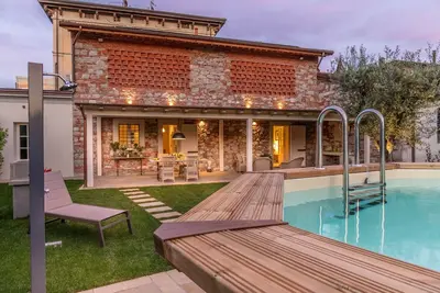 Image de Charming City-Centre Farmhouse with Private Pool in Lucca