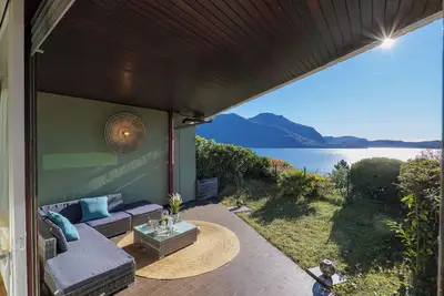 Image de Studio with terrace and garden in a residence with pool