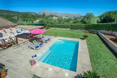 Image de Appealing Family Villa, Private Pool, Fantastic Mountain Views - 15 mins walk to Old Town Pollenca!