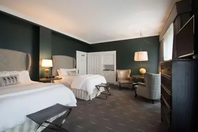 Image de Premier Double Beds with Signature Amenities