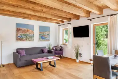 Image de Appartement de vacances 'Gehrenspitz' avec vue sur la montagne, terrasse privée et Wlan