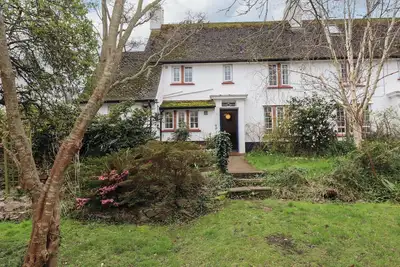 Greenhedges, pet friendly, with a garden in Budleigh Salterton