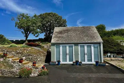 Image de Tower Cottage, pet friendly, with a garden in Pembroke