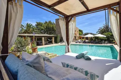 Image de Finca à Alcudia avec piscine près de MorerVermell