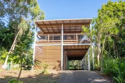 Image de Quietly nestled away amongst the trees