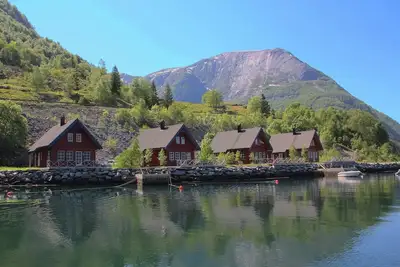 Image de Top Ferienhhaus Norwegen Direkt am Fjord - Inkl. 25 Ps Motorboot m. Steuerstand