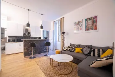 Image de Appartement à Cannes avec 2 chambres à coucher, 6 couchages