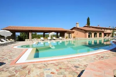 Image de Villa à Montaione avec 11 chambres à coucher, 22 couchages