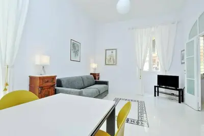Image de Appartement à Rome avec 1 chambres à coucher, 4 couchages