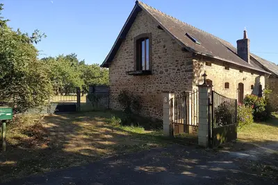 Image de Le Lieu, Petite Maison au Calme à la Campagne
