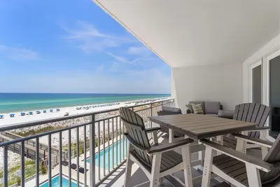 Image de Blu 403 ~ Luxury Oceanfront 4br/3ba ~ Unbelievable Views!