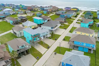 Image de Pelicans Landing - Super cute 2 bedroom with a great Gulf view!