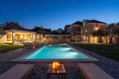 Image de Holiday house Mara with 4 bedrooms, private pool, summer kitchen, panoramic valley views