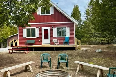 Image de At the Trails on Drummond Island