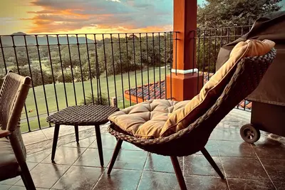 Image de Penthouse inside the Reserva Conchal! Closest to the pool, amazing view.