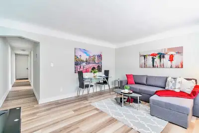 Image de Stylish Pet-friendly 1br Suite—Corktown Hamilton