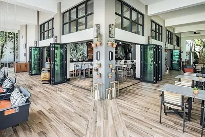 Image de Prime Waterfront Hotel in Key Largo! Beach Access, Outdoor Pool, Pets Allowed!