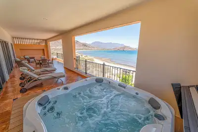 Image de Fabulous Christmas in Loreto, Baja Mexico. Deluxe 2bdrm Ocean Front Penthouse.