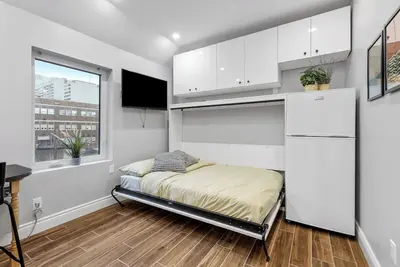 Image de Cozy apartment in the heart of Ottawa, just a short walk from downtown!