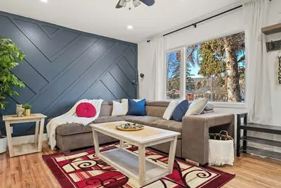 Image de Le hibou • PetsOK • 3 QueenBD • Foyer • 3 Smart Tv
