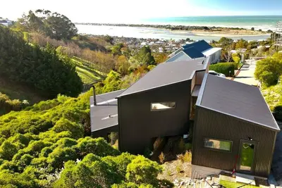 Image de Ocean Views at Rapanui Lodge- 4br Gem with Parking