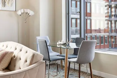 Image de Spacious apartment in back bay heart amazing view
