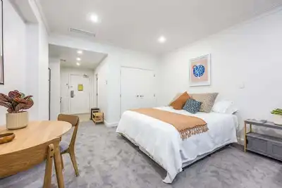 Image de Studio Escape w Free Parking, Pools & Gyms in Cbd