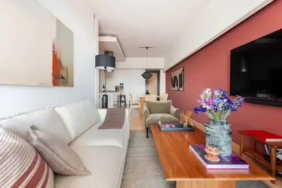 Image de Exquisite Condesa Gem: Stunning Views, Pool & Gym