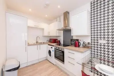 Image de 2 Beds| Fully Equipped Apartment | Reading Central