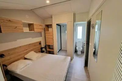 Mobil home 2 chambres / 2 salles de Bain 4 personnes