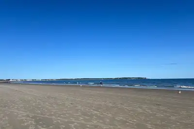 Image de Oceanfront Corner Condo with Panoramic Old Orchard Beach Views: 30-Day Minimum