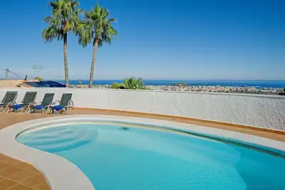 Image de Belle maison de vacances privée avec Wifi, climatisation, piscine privée, Tv, terrasse et parking