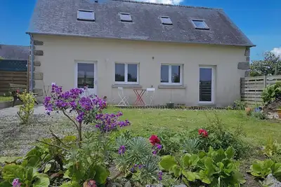 Image de Maison bretonne rénovée située au calme, proche bourg et plages
