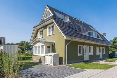 Image de Central yet quietly located holiday home for the whole family