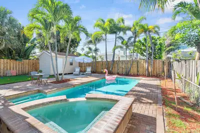 Image de Bohemian Retreat-Heated Pool, Jacuzzi & Pool Table
