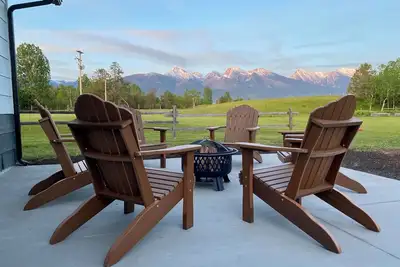 Image de River House to Relax, Rejuvenate, and connect with the quietness of nature.
