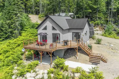 Image de Lac-Mercher-2 - Chalet enchanteur avec terrasse et lac