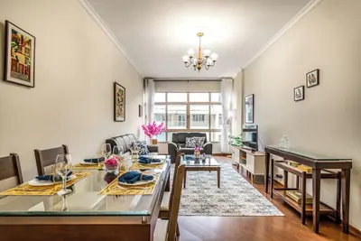Image de 2 Bedrooms Home Office 1000ft From Subway 2000ft From Beach Copa901